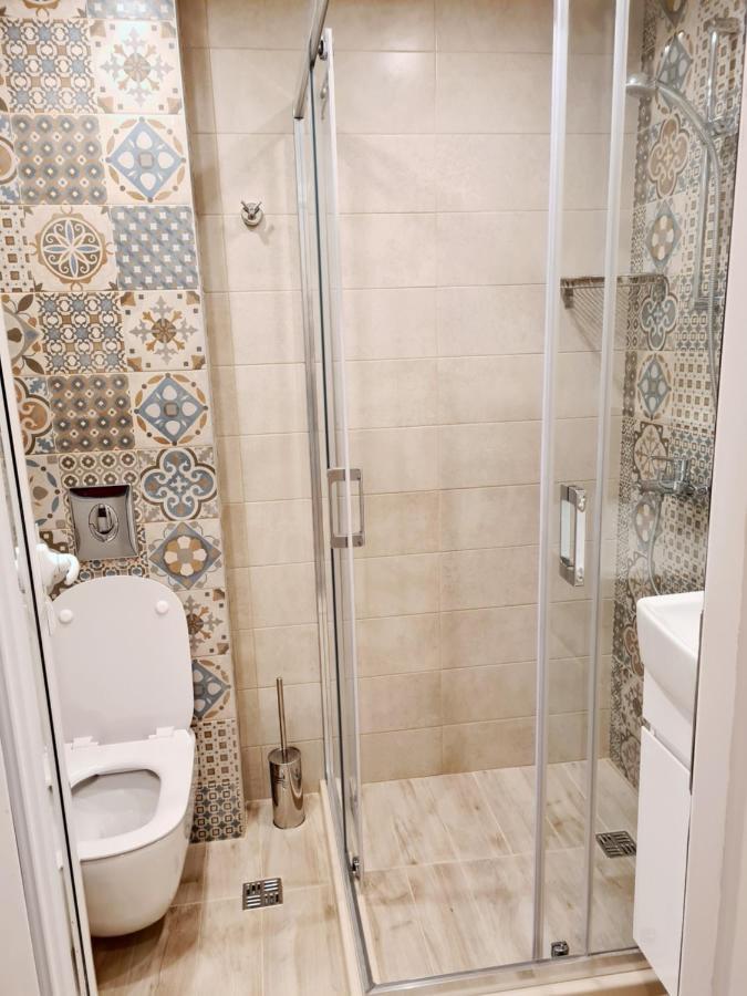 Brand New Luxury Flat In The City Center Varna Exteriör bild