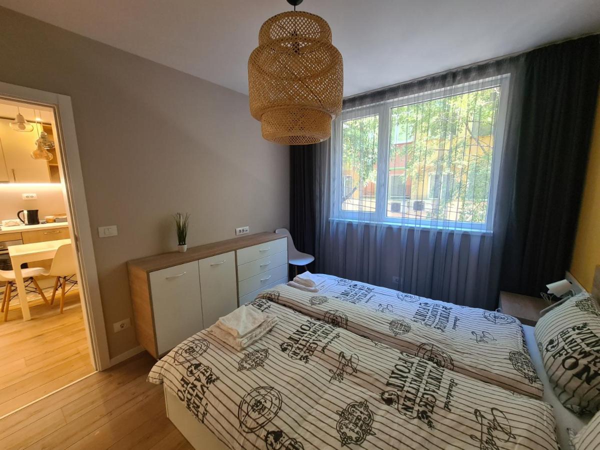 Brand New Luxury Flat In The City Center Varna Exteriör bild