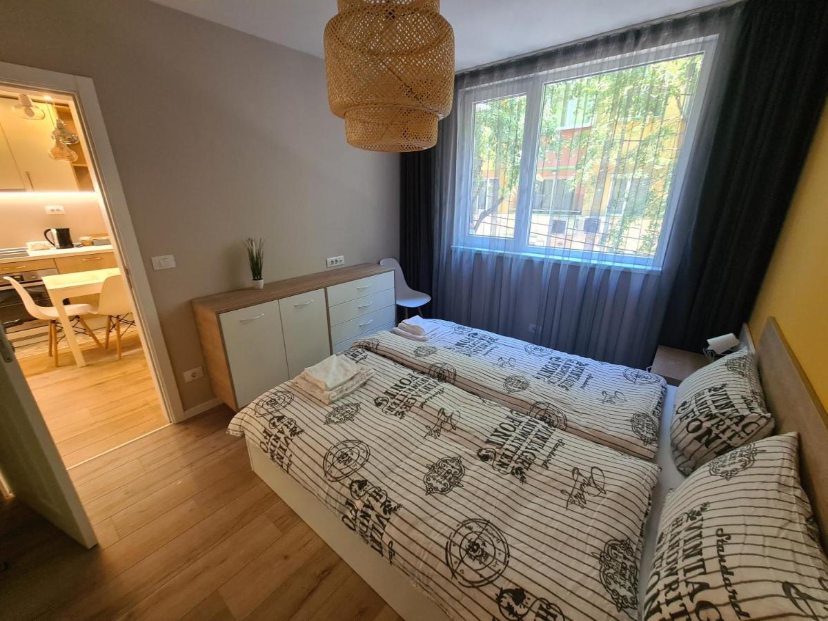 Brand New Luxury Flat In The City Center Varna Exteriör bild