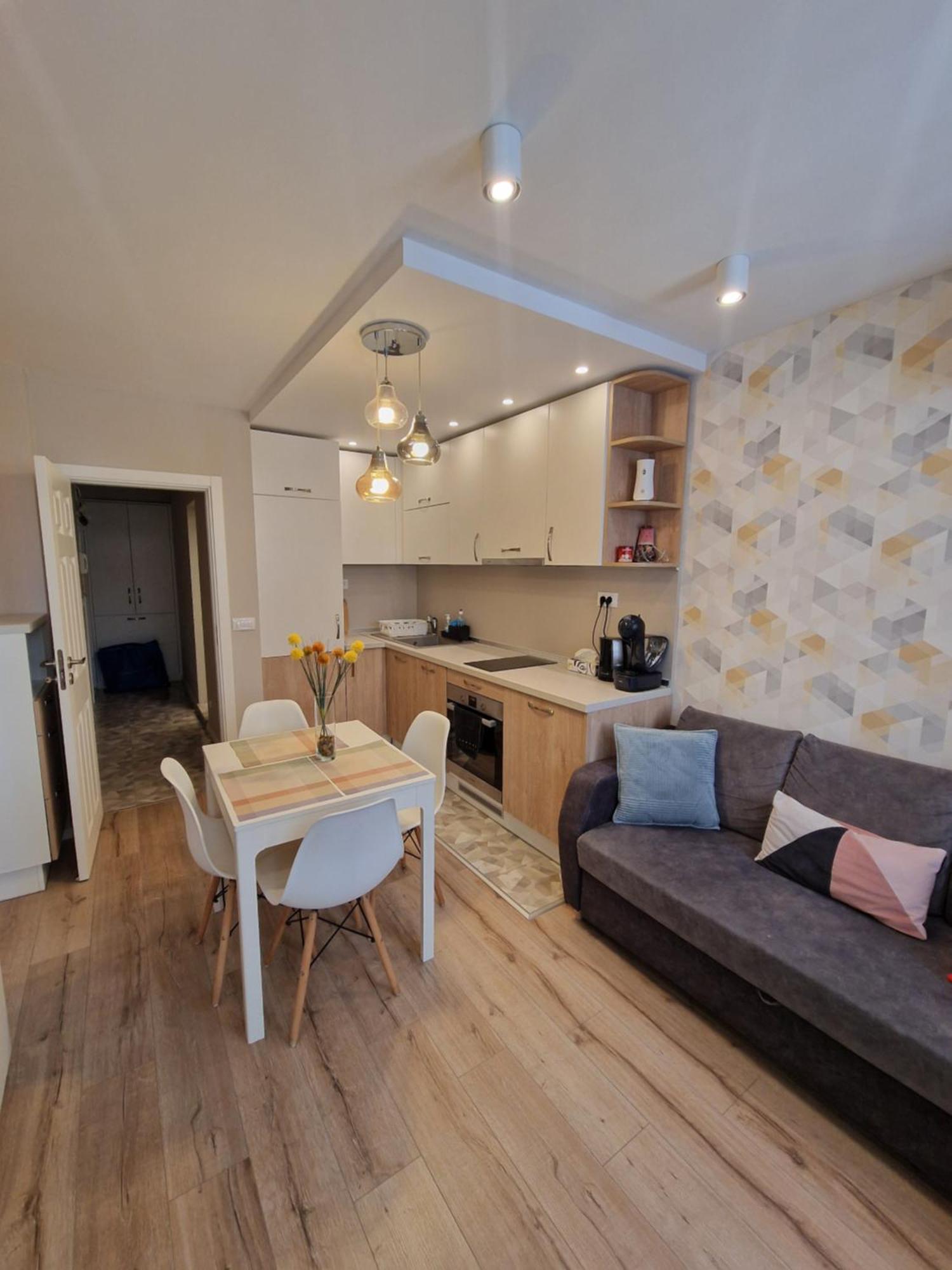 Brand New Luxury Flat In The City Center Varna Exteriör bild